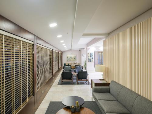 Χώρος καθιστικού στο Merlin Hotel İstanbul