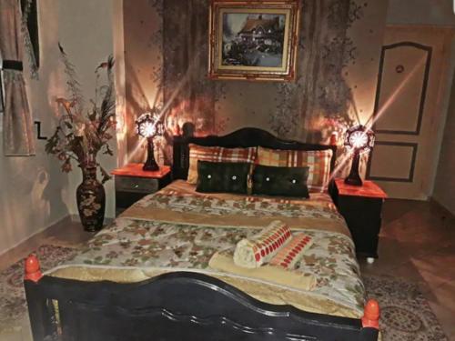 ÆŘTISTICSPACE in the ČENTER Room 7