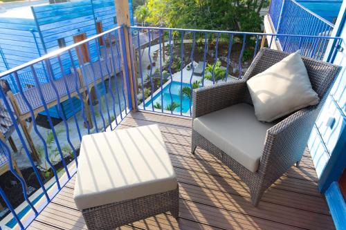 Balkoni atau teres di True Blue Bay Resort