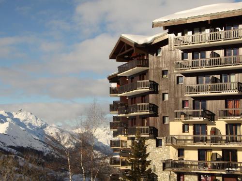 Appartement confortable 4 pers. · Proche des pistes · Balcon - FR-1-344-1148