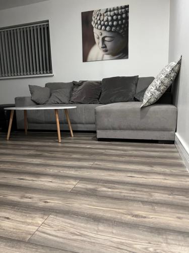 Penthouse Style Luxury 2 Bedroom House has Hot-Tub, extra fees apply photo 23