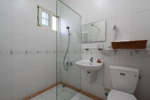 Ένα μπάνιο στο Star Shine B&B