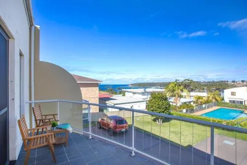 Dolphin Views Unit 5 of 14 Dolphin St picture