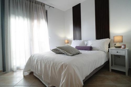 Postel nebo postele na pokoji v ubytování #K10 Chic 1 BR apartment in the centre of Volos