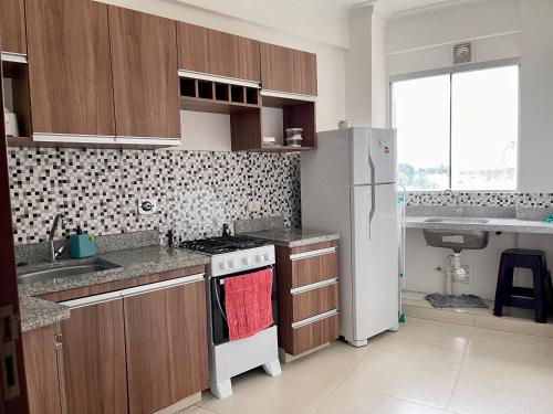 Кухня или мини-кухня в Edificio Las Palmas 3100
