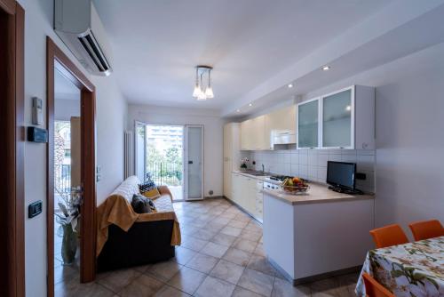 A kitchen or kitchenette at Residence Dolcemare