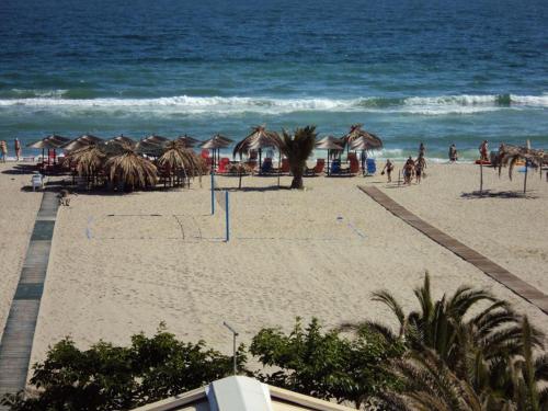 Pantai di atau dekat dengan apartmen