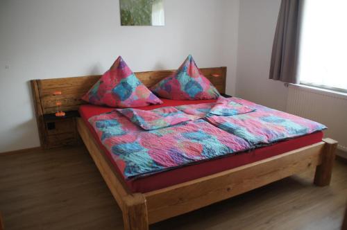 Posteľ alebo postele v izbe v ubytovaní Ferienwohnung Loretta