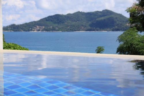 Villa Atika 10*Private Pool*3BR*View on Patong Bay