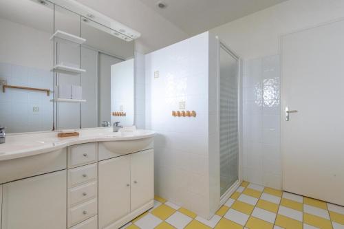 Kúpeľňa v ubytovaní Belle maison proche de la mer pour 6 personnes