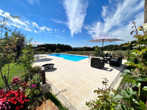 Πισίνα στο ή κοντά στο Villa Albaredo