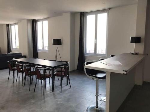 Posedenie v ubytovaní Appartement 10 pers face gare SNCF Appart Hotel le Cygne A