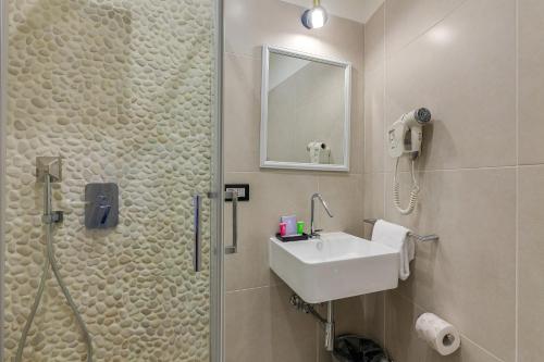 Bagno di Habitat Monti