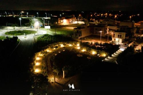 Nespecifikovaný výhled na destinaci Otranto nebo výhled na město při pohledu z penzionu