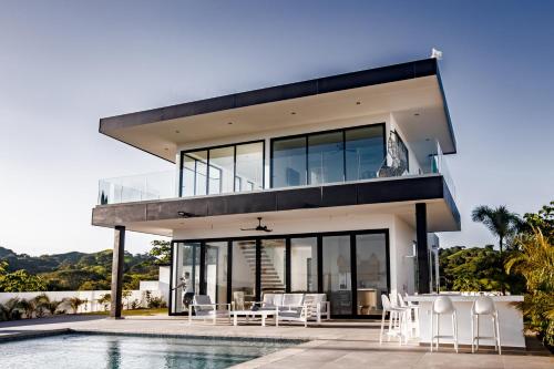 an image of a house with a pool at Ocean view luxury Villa, Private Pool 4BD 8PPL in Playa Venao