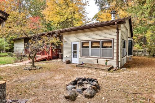 RhinelanderにあるTranquility Baseの小屋