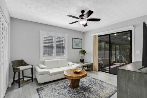 Gambar di galeri bagi 4636 Whimbrel Lane di Fernandina Beach