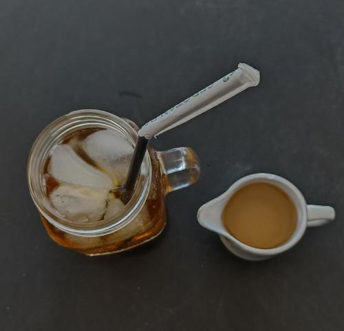 Принадлежности для чая и кофе в Coral Beach 2 Bungalow