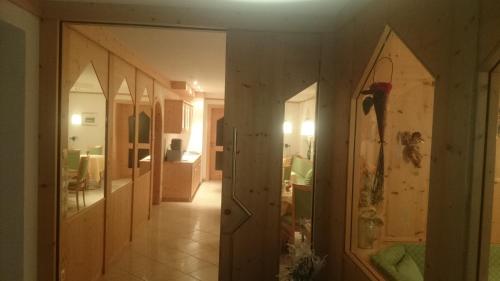 Koupelna v ubytování Hotel Garni Angerer