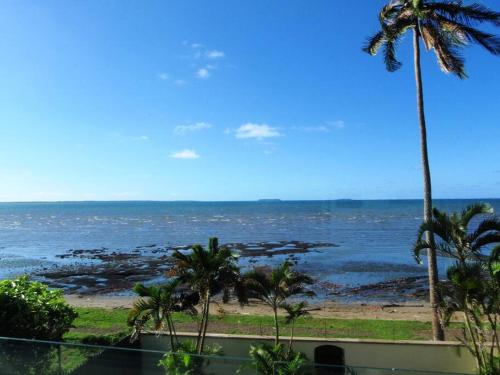 Executive Beachfront Spa Pool 3x Ensuite Residence – Photos 4