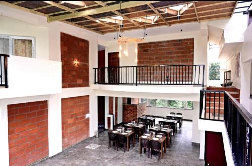 Restaurace v ubytování Coorg Vismaya Resort
