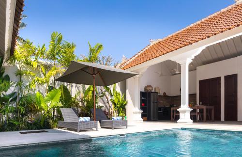 Villa Tahi – Stylish luxury, tranquil location, walk to beach