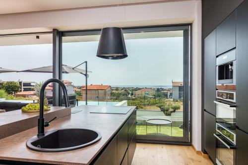 Zdjęcie z galerii obiektu Beautiful TABOO villa & spa with pool w Medulinie