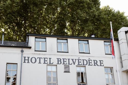 a hotel building with the words hotel excellence at Hotel Restaurant Belv&eacute;d&egrave;re in Schoonhoven