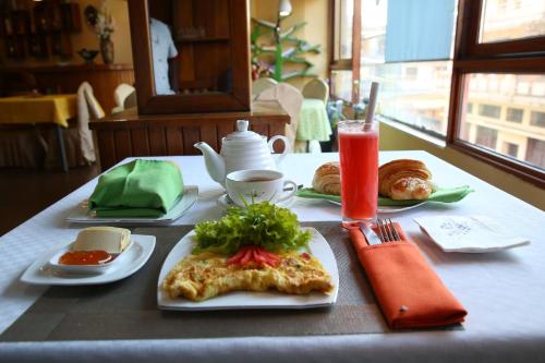 Đồ ăn tại/gần khách sạn