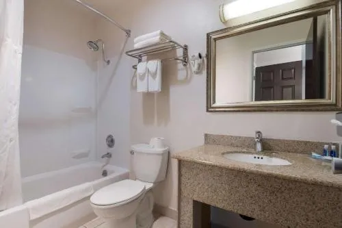 Rodeway Inn & Suites Portland West - Beaverton in Hillsboro
