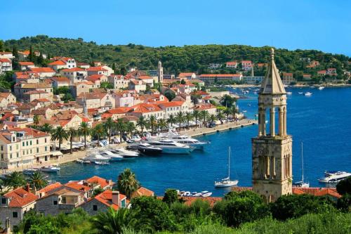 Stella Maris Penthouse Hvar - Panoramic Sea View & Parking