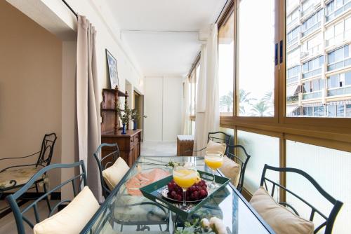 RentAndHomes Beachfront Marbella Center