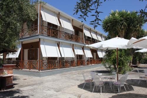 Gallery image of Circe Pansion in Lixouri