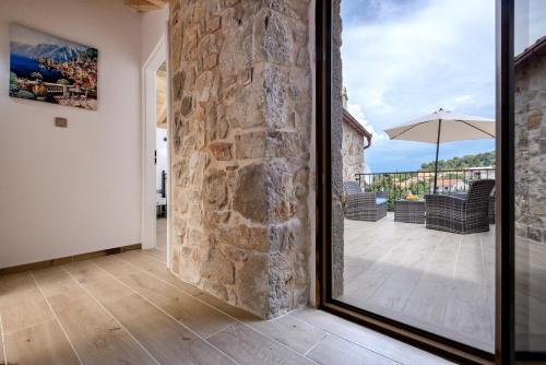 Gallery image of Villa Ploča on Hvar with a private heated pool in Dol