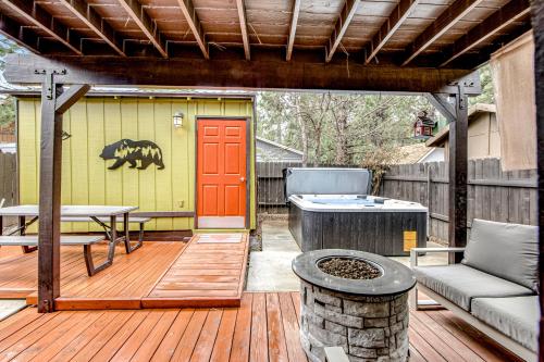 The Painted Bear – Photos 3