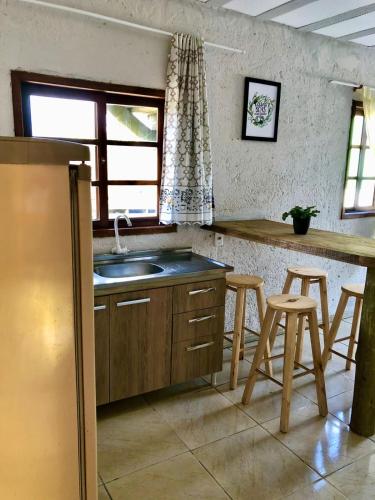 Kuchyň nebo kuchyňský kout v ubytování Cabanas Prema