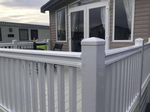 Flamingo Land Private Caravan - No 8 Cedarwood