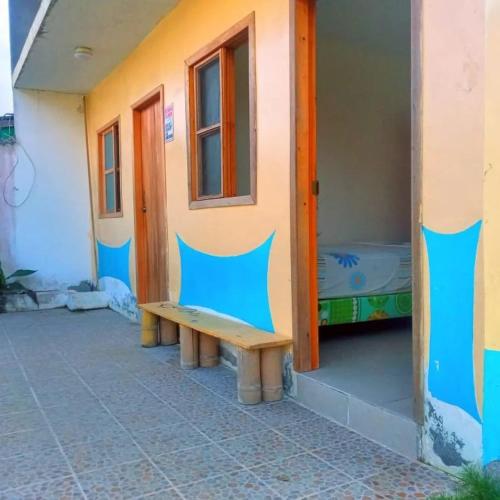 Gallery image of OCEANSURF hosteria in Mompiche