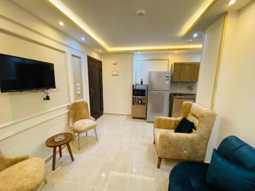 El mansour hotel apartmen 81 tesisinde bir oturma alanı