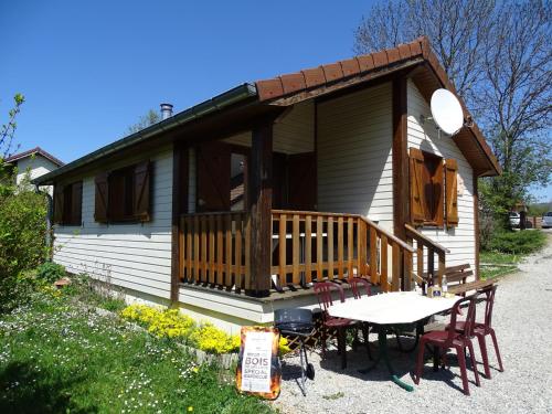 Chalet Moirans-en-Montagne, 3 pièces, 4 personnes - FR-1-654-4