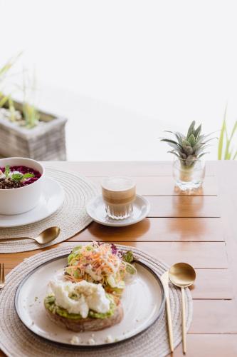 Jídlo v rezortu nebo okolí