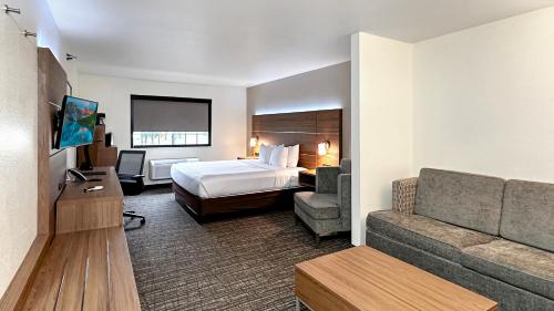 Estherville Hotel & Suites – Photos 2
