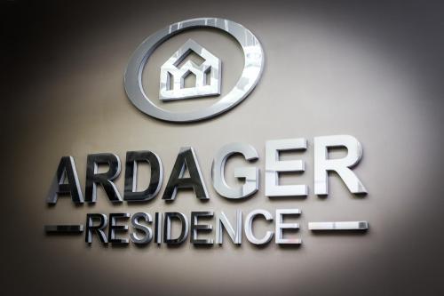 Ardager Residence – Photos 3