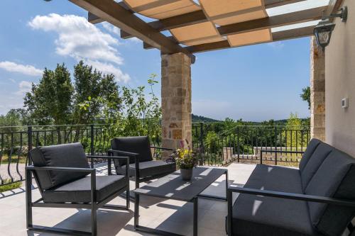 Μπαλκόνι ή βεράντα στο Villa Irma