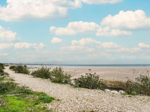Gallery image of Shepherds Beachhouse in Pagham
