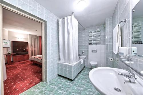 Koupelna v ubytování Hotel Gromada Warszawa Centrum