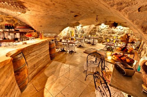 Restaurace v ubytování Mas Nouveau Chambres d'Hôtes