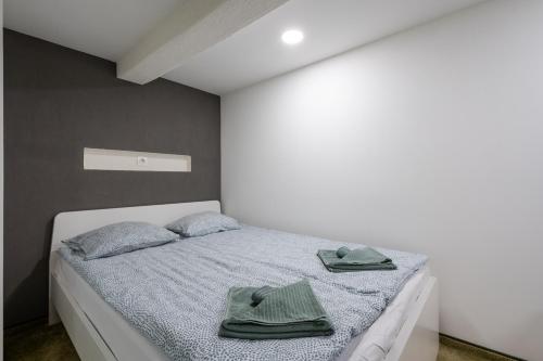Posteľ alebo postele v izbe v ubytovaní K27- Boutique Apartments, Best Location, by BQA