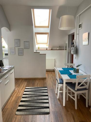 Kuchyň nebo kuchyňský kout v ubytování Esztergom apartman