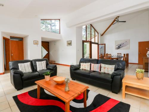 1 Aleutia Gardens – Photos 5